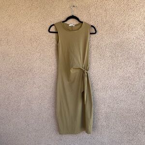 Cutie knot pencil dress
